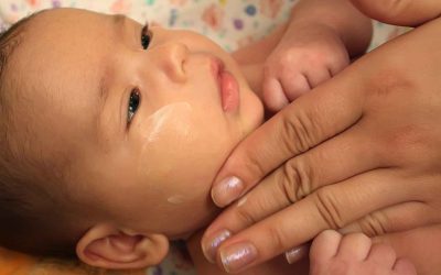 5 Cara Mencegah Kulit Kering Pada Bayi
